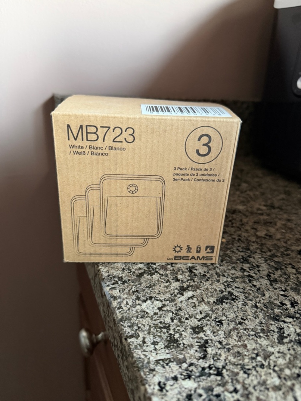 MB723 3-Pack Wall Light Cover - White (MB723) place on walls for light